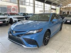 تۆیۆتا کامری